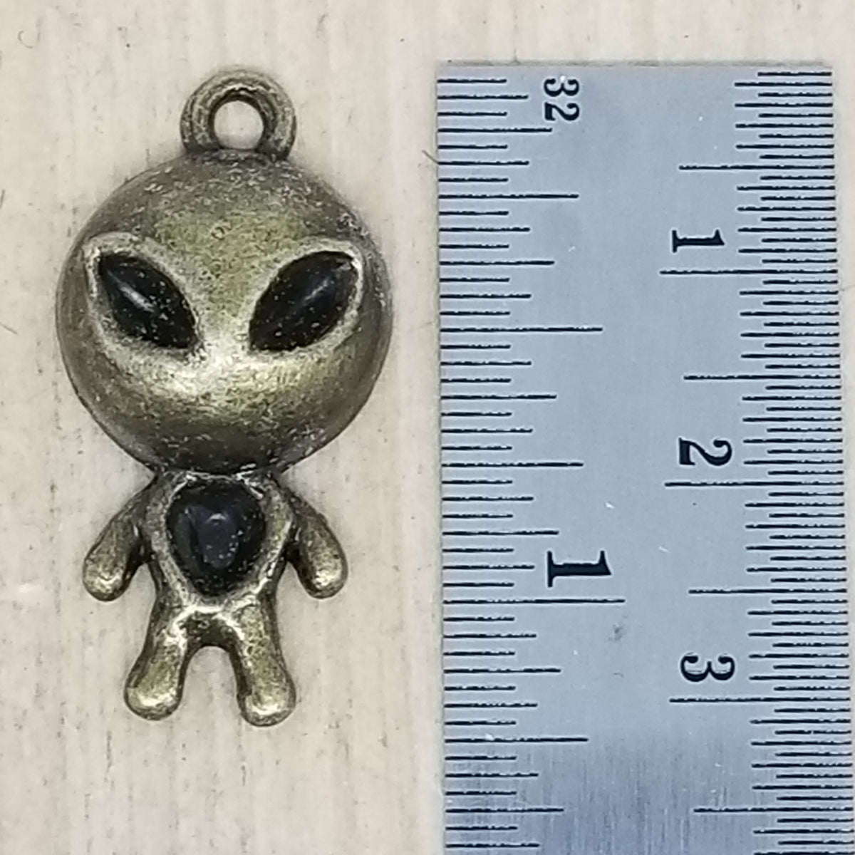 bronze Alien Charm - lot of 6