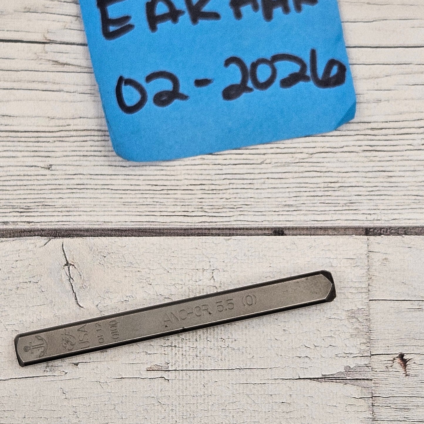 Anchor 5mm Design Stamp - Font Fixation destash