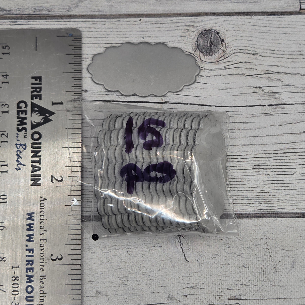 Scalloped oval 1 1/2" x 3/4" 14ga 15 pcs