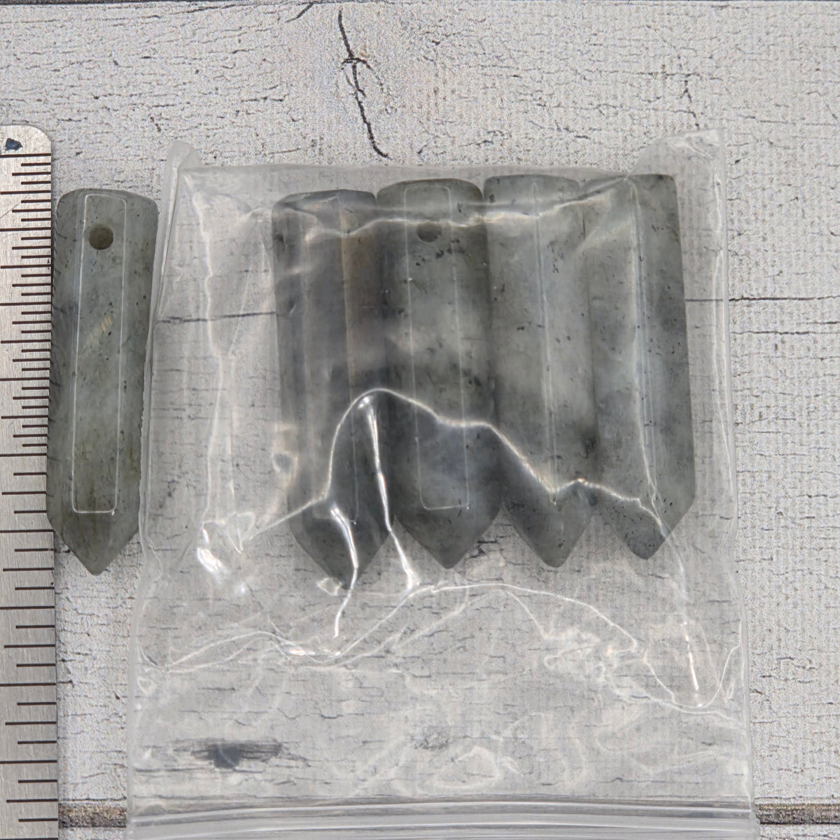 8x30mm crystal drilled point hexagonal column - Labradorite - lot of 5