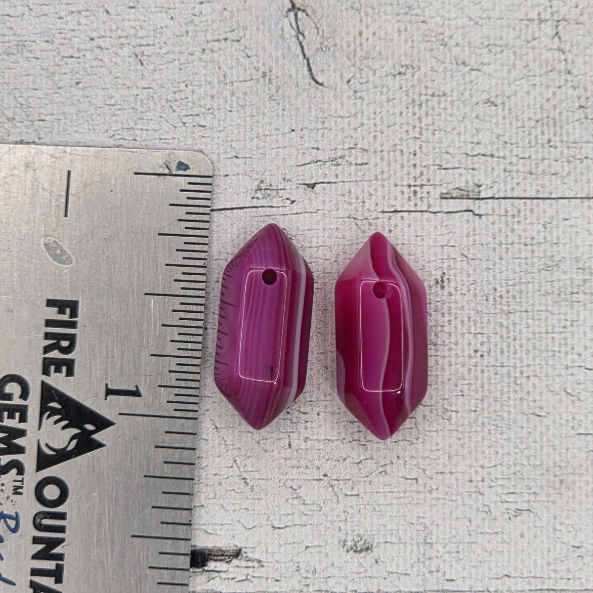 Double Pointed Hexagonal natural stones - Pink Agate - lot of 2