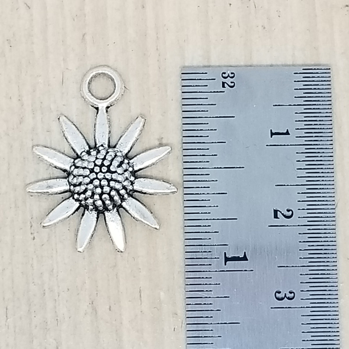 Large Flower Charm - lot of 5