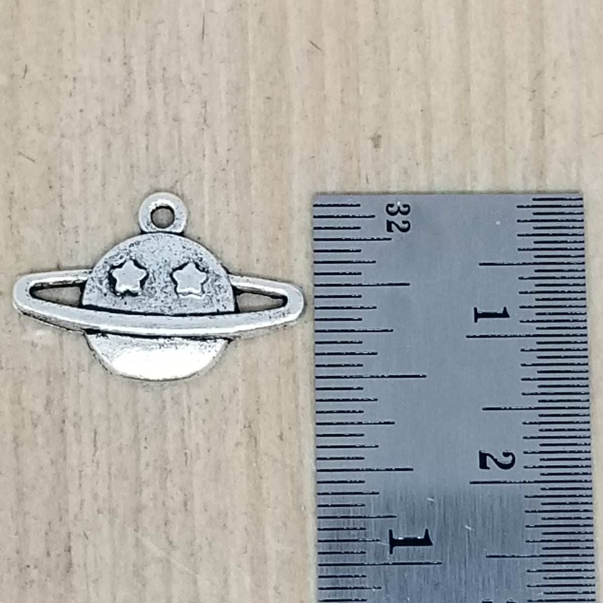 planet charm - lot of 5