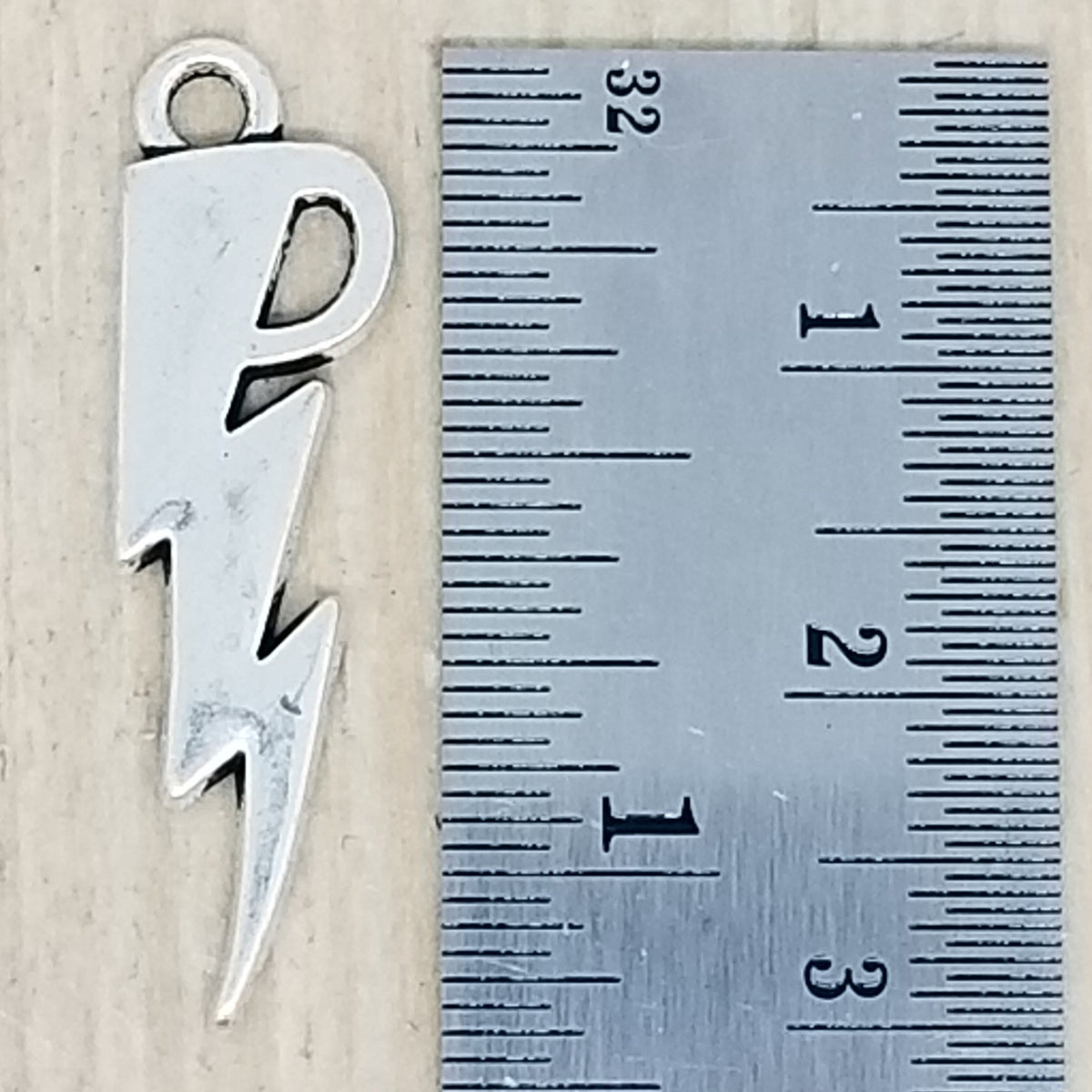 lightning bolt charm - lot of 6