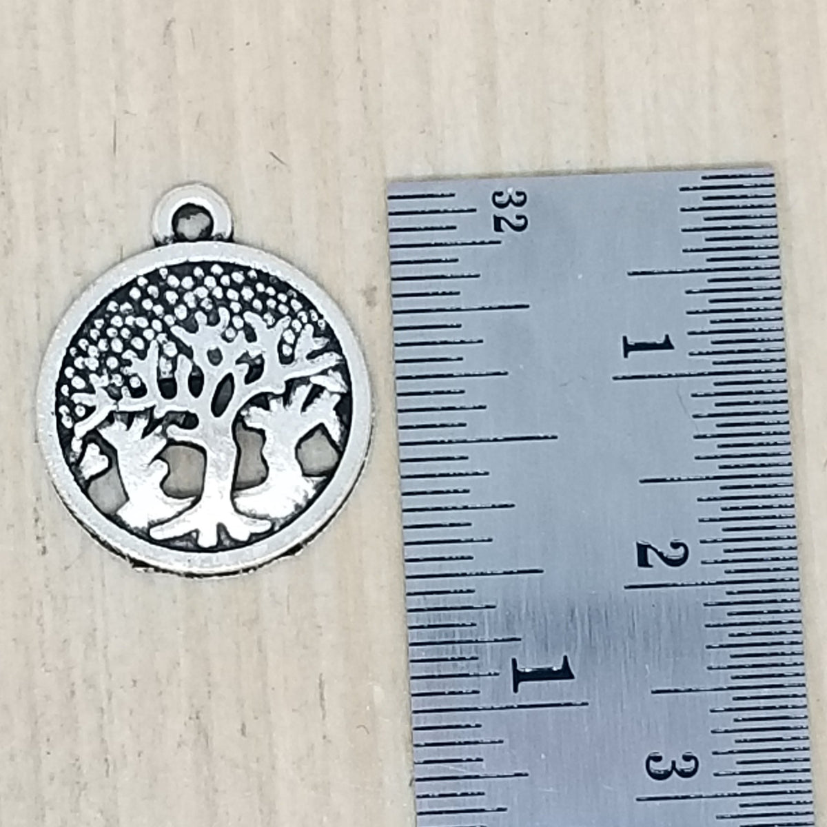 Tree in Circle Charm - lot of 5