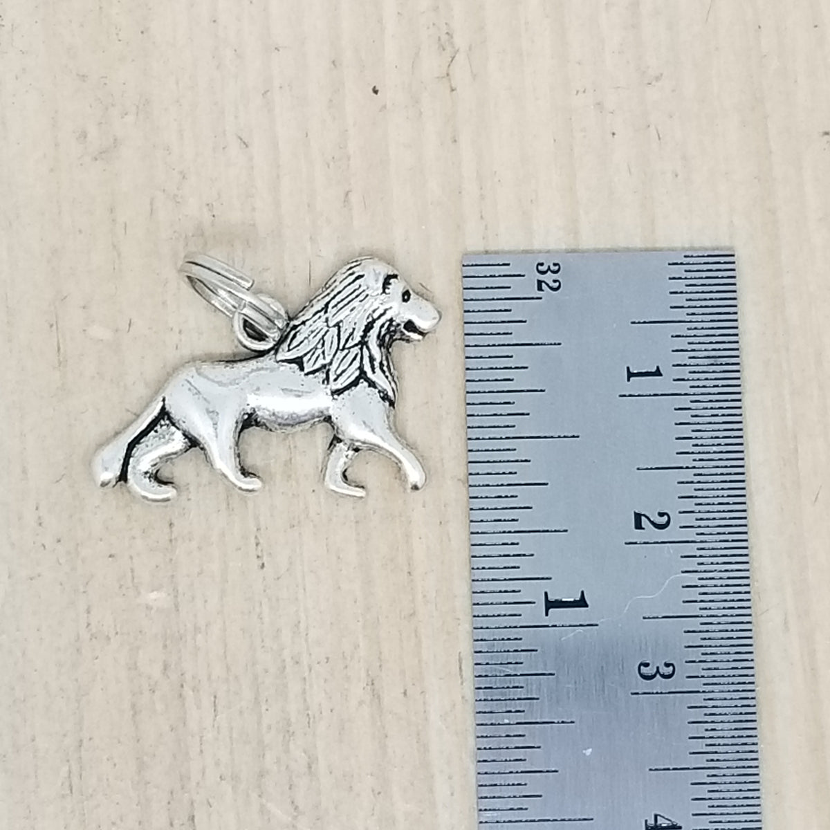 Walking Lion Charm - lot of 5