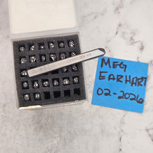 Copperlock 4.5 lower case - Font Fixation Destash