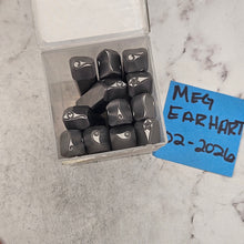 Sepatik Script Flourishes 10mm - Font Fixation Destash