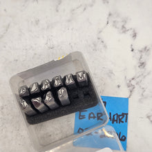 Fairy Godmother 5.5 ALTS - Font Fixation Destash