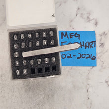 Lark's Tongue 4.5 upper case  - Font Fixation Destash