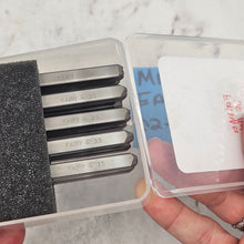 Fairy Godmother 3.5 ALTS - Font Fixation Destash