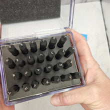 shadows into light 2.5mm  upper case  - Morando Destash