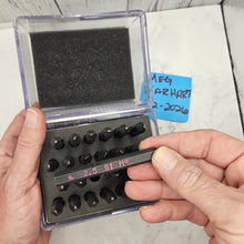 shadows into light 2.5mm  lower case  - Morando Destash