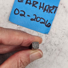 Planet #02 5.5 Design Stamp - Font Fixation destash