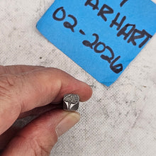 Flower 02 multiple sizes Design Stamp - Font Fixation destash