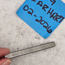 Daisy #04 multiple sizes Design Stamp - Font Fixation destash