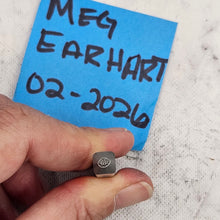 Daisy #02 2.5mm Design Stamp - Font Fixation destash