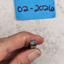 Branch 08 L  5.5 Design Stamp - Font Fixation destash