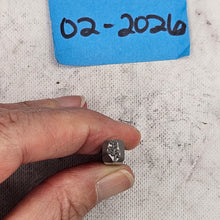 Leaf 04 5.5mm Design Stamp - Font Fixation destash