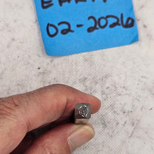 Leaf 02 4mm Design Stamp - Font Fixation destash