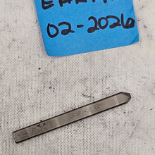 Leaf 02 4mm Design Stamp - Font Fixation destash