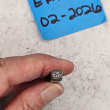 Cosmos 5.5mm sizes Design Stamp - Font Fixation destash