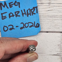 Bird #13 R  5.5mmmm Design Stamp - Font Fixation destash