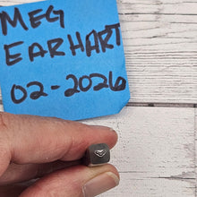 Bird #15 Multiple sizes  Design Stamp - Font Fixation destash