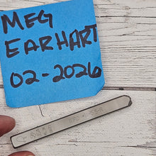 Bird #11 R  5.5mm Design Stamp - Font Fixation destash