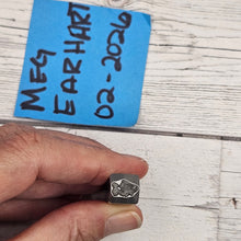 Goldfish #2 L  8mm   Design Stamp - Font Fixation destash