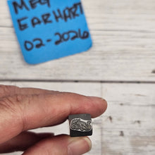 Dragon #4  R  8mm   Design Stamp - Font Fixation destash