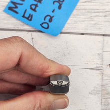 Heart Link  12mm   Design Stamp - Font Fixation destash