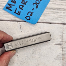 Books Standing   12mm   Design Stamp - Font Fixation destash