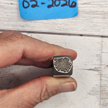 Zinnia (? not sure) 11 mm Design Stamp - Beaducation destash