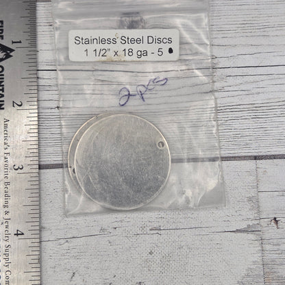 Stainless Steel round 1 1/2"  18ga  6pcs