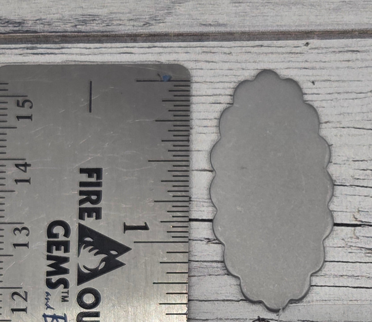 Scalloped oval  1 1/2" x 3/4"  14ga  5 pcs