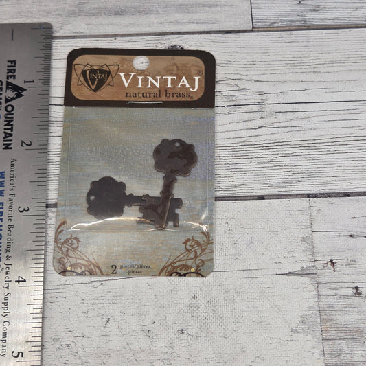 Vintaj Brass Fancy Key Pendant/ Altered Blank P0040 Pack of 2