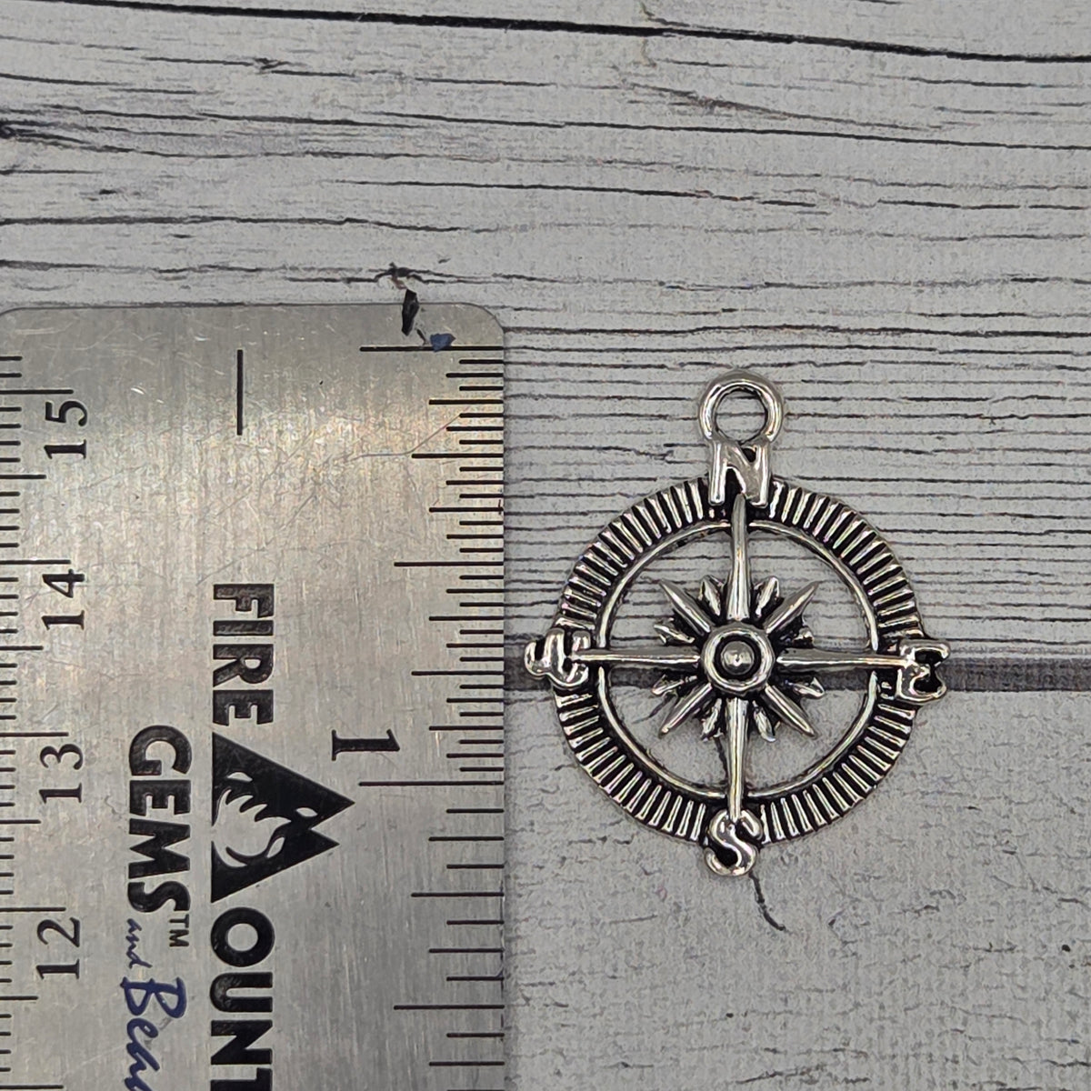 Large Compass charm - lot of 5