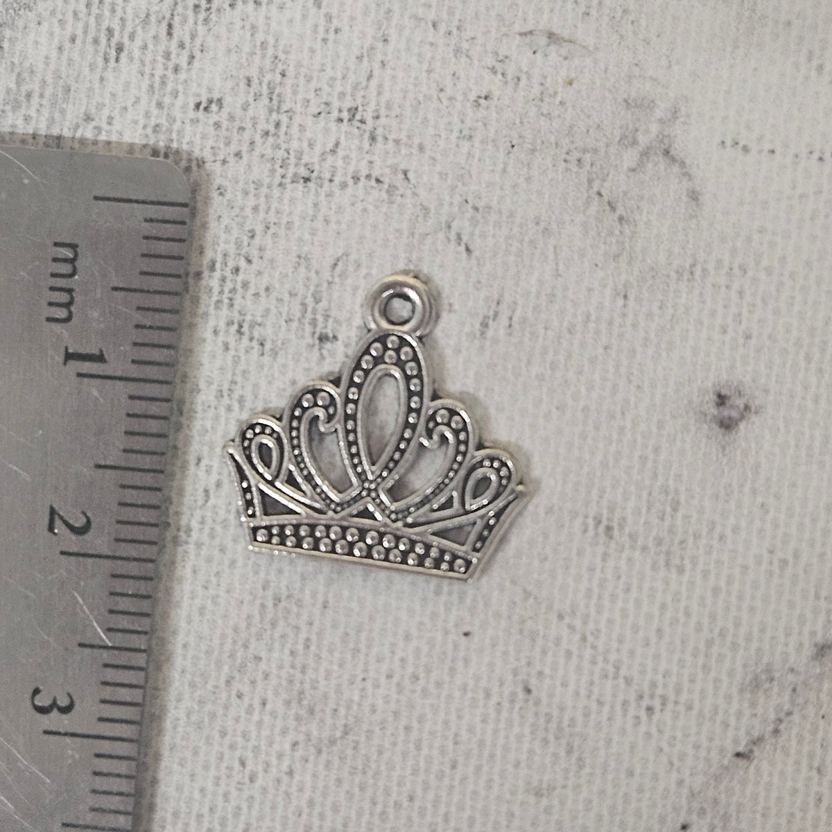Crown Charm - lot of 5