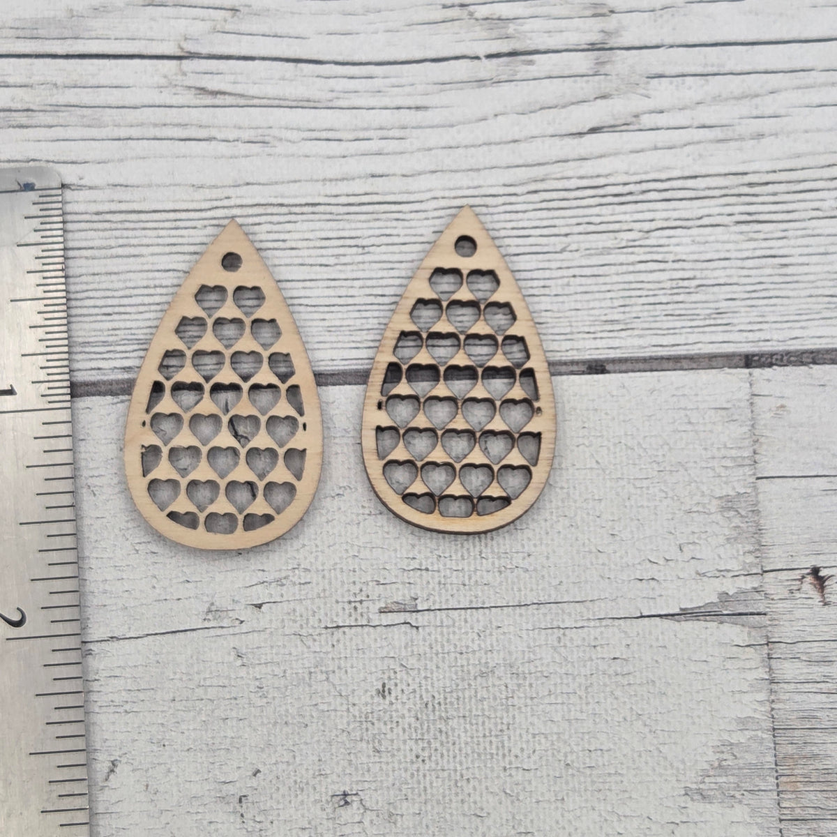 Teardrop with hearts - Laser cut earring pair