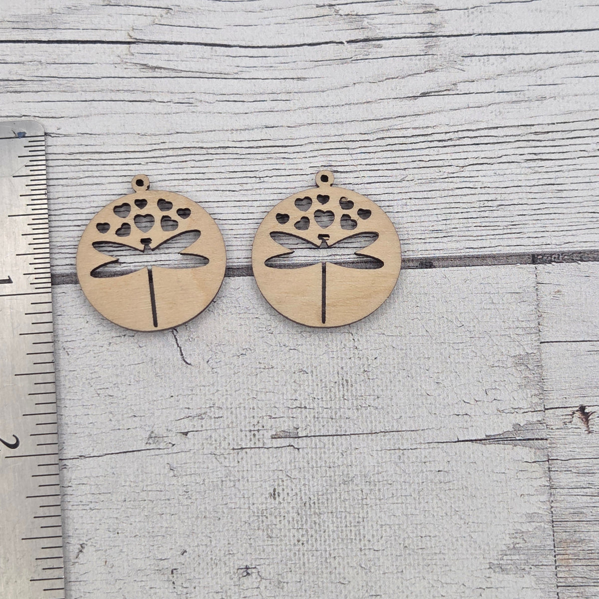 Dragonfly round - Laser cut earring pair