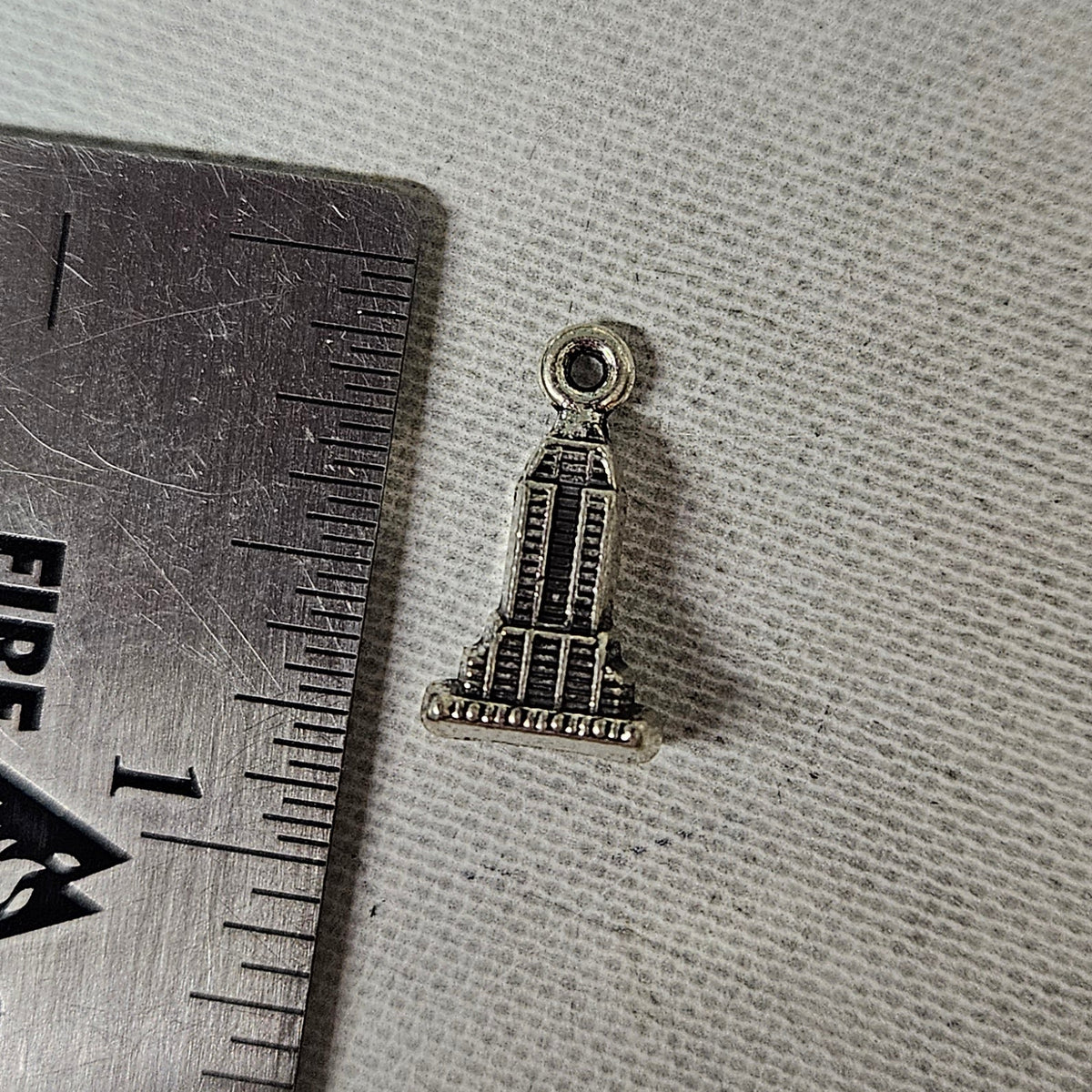 Empire state building charm - lot of 9