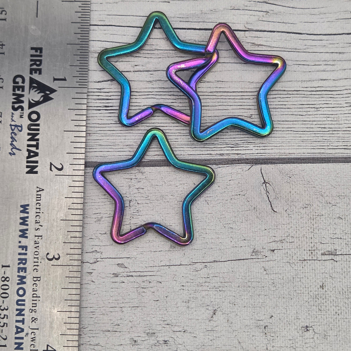Star shaped keychain split ring - rainbow stainless steel  approx 35mm