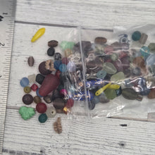 Mixed lot glass beads