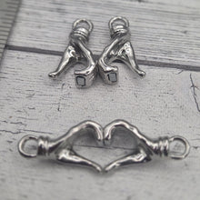 Heart Hands magnetic clasp - lot of 4