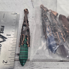 Natural stone crystal with copper bezel - lot of 8