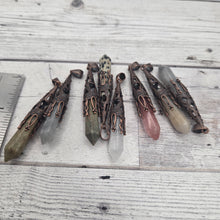 Natural stone crystal with copper bezel - lot of 8