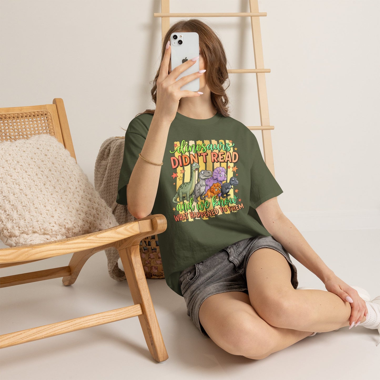 Dinosaur T‑Shirt — "Dinosaurs Didn't Read" Cute Retro Dino Graphic Tee