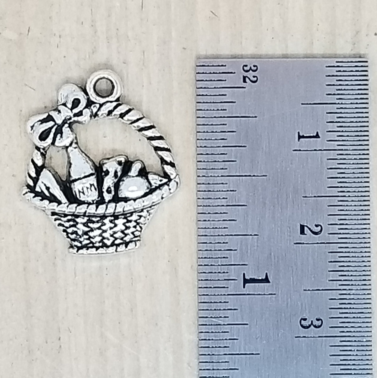 Food Basket Charm - lot of 5