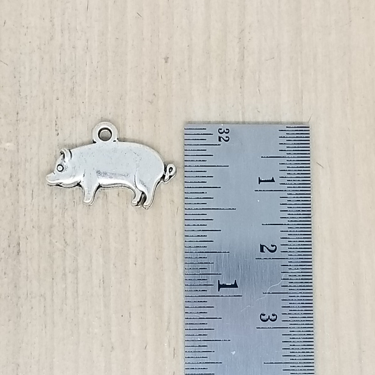 Pig Charm - lot of 6